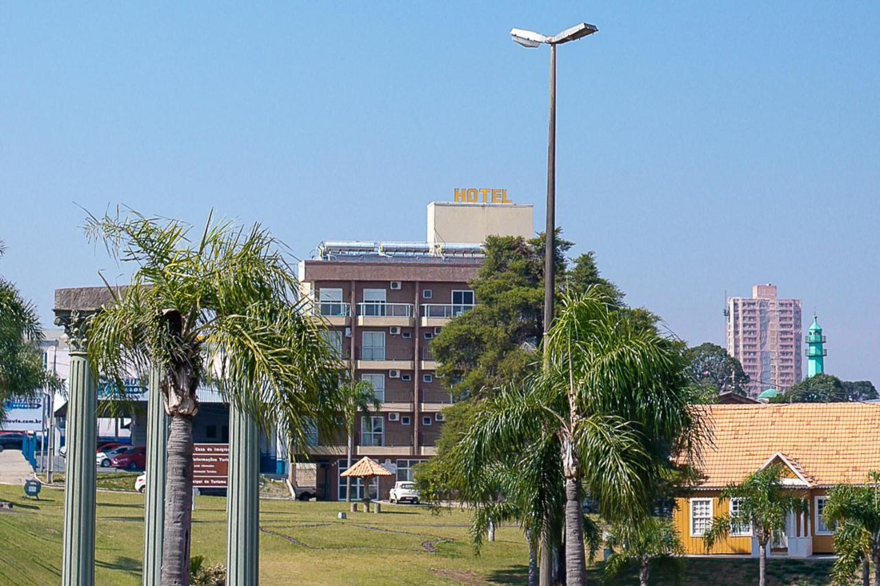 Royal Trip Hotel Guarapuava Esterno foto