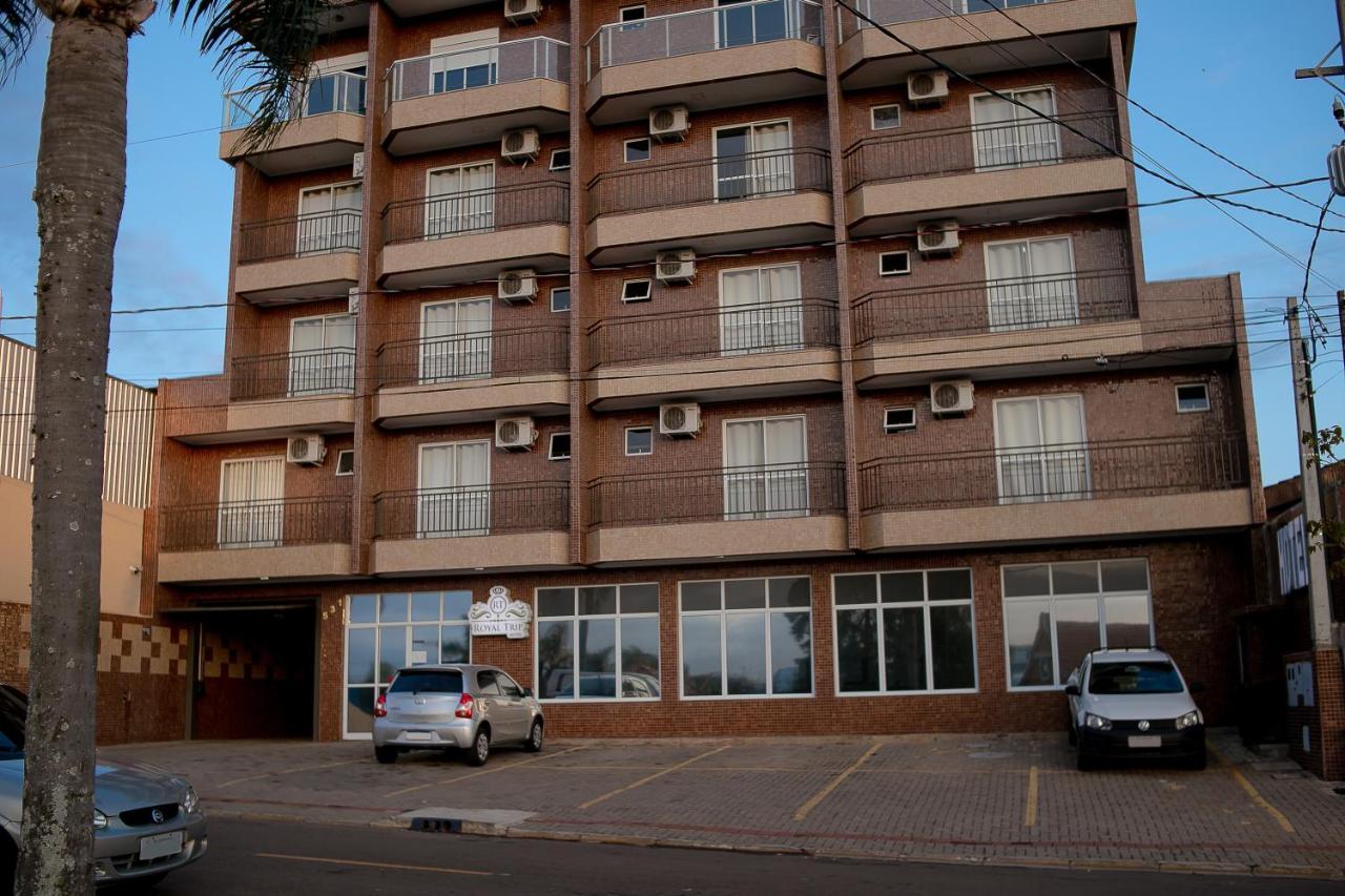 Royal Trip Hotel Guarapuava Esterno foto