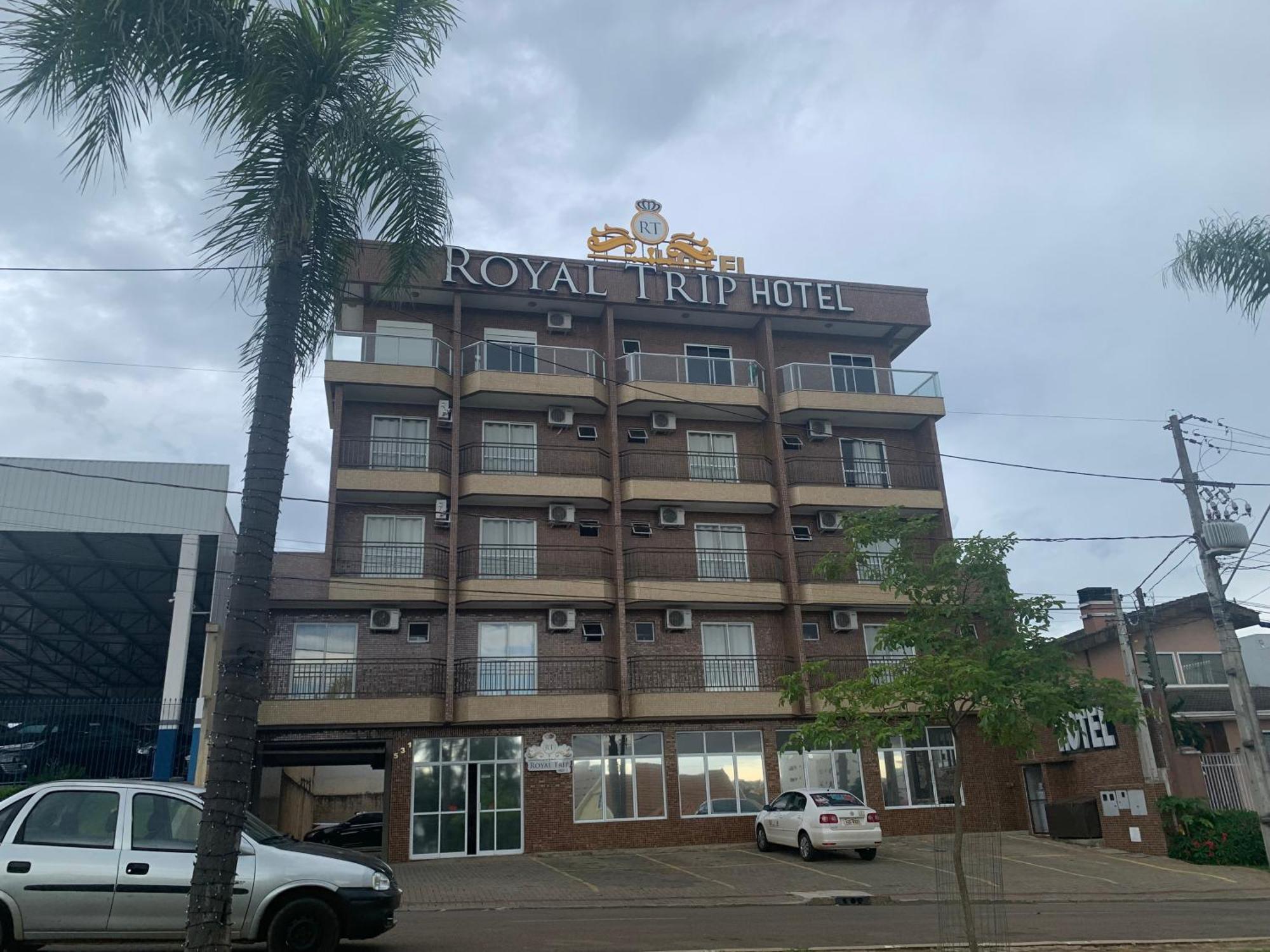 Royal Trip Hotel Guarapuava Esterno foto